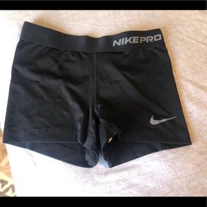 NikePro compression shorts, like new! Size Sm